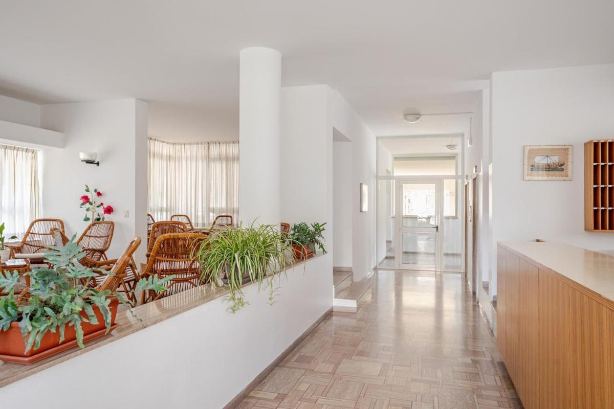 Apartamento Skyline Lignano Lignano Sabbiadoro Exterior foto