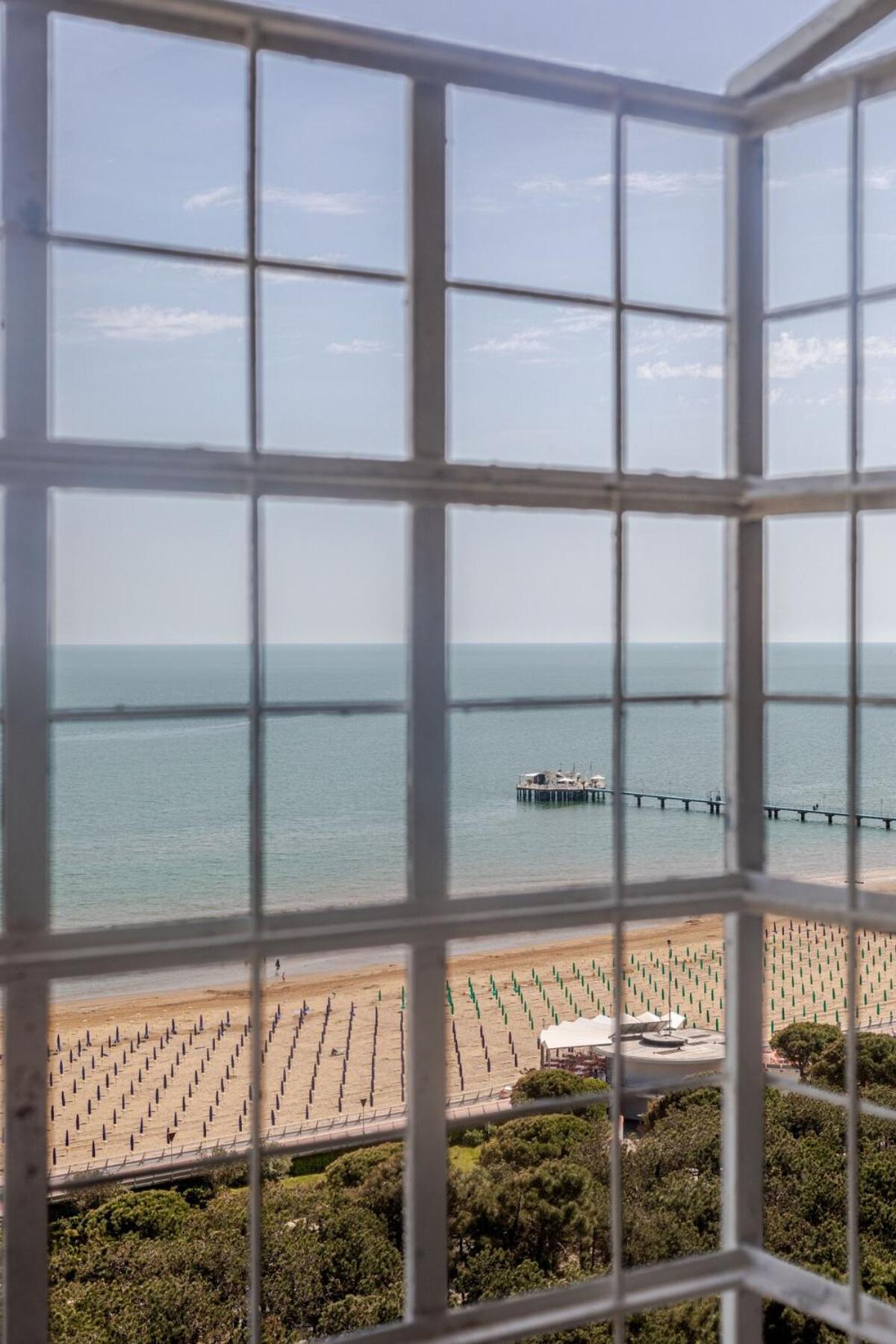 Apartamento Skyline Lignano Lignano Sabbiadoro Exterior foto